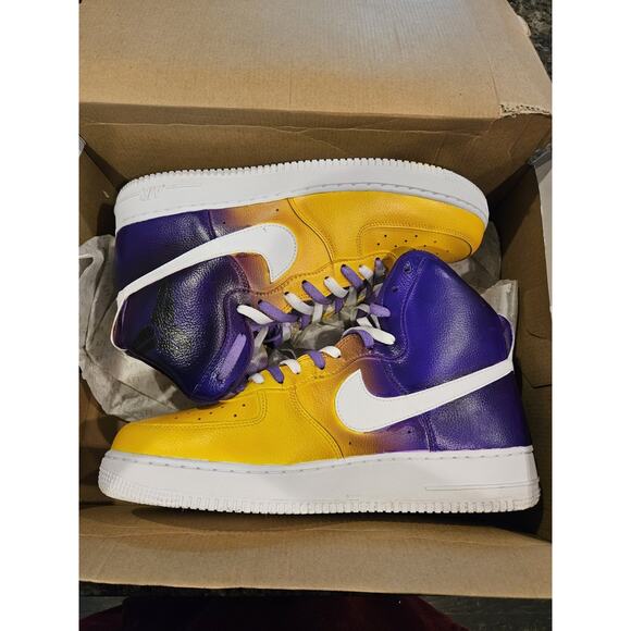 NBA x Air Force 1 High Top Custom Lakers Size: 13 - Picture 1 of 9
